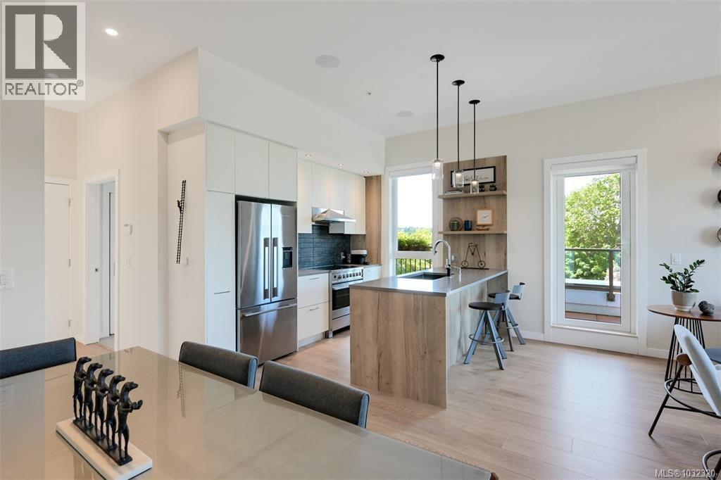 409 1588 North Dairy Road, Saanich