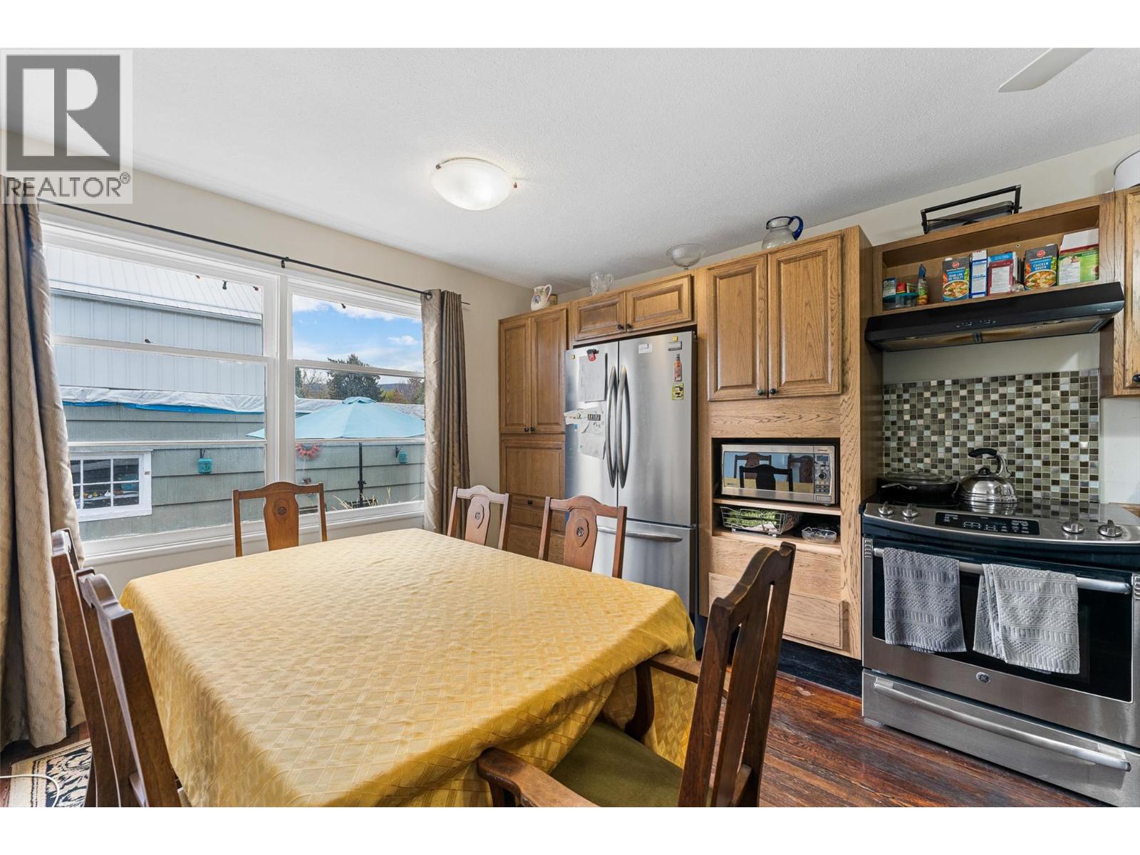  471 Cadder Avenue, Kelowna