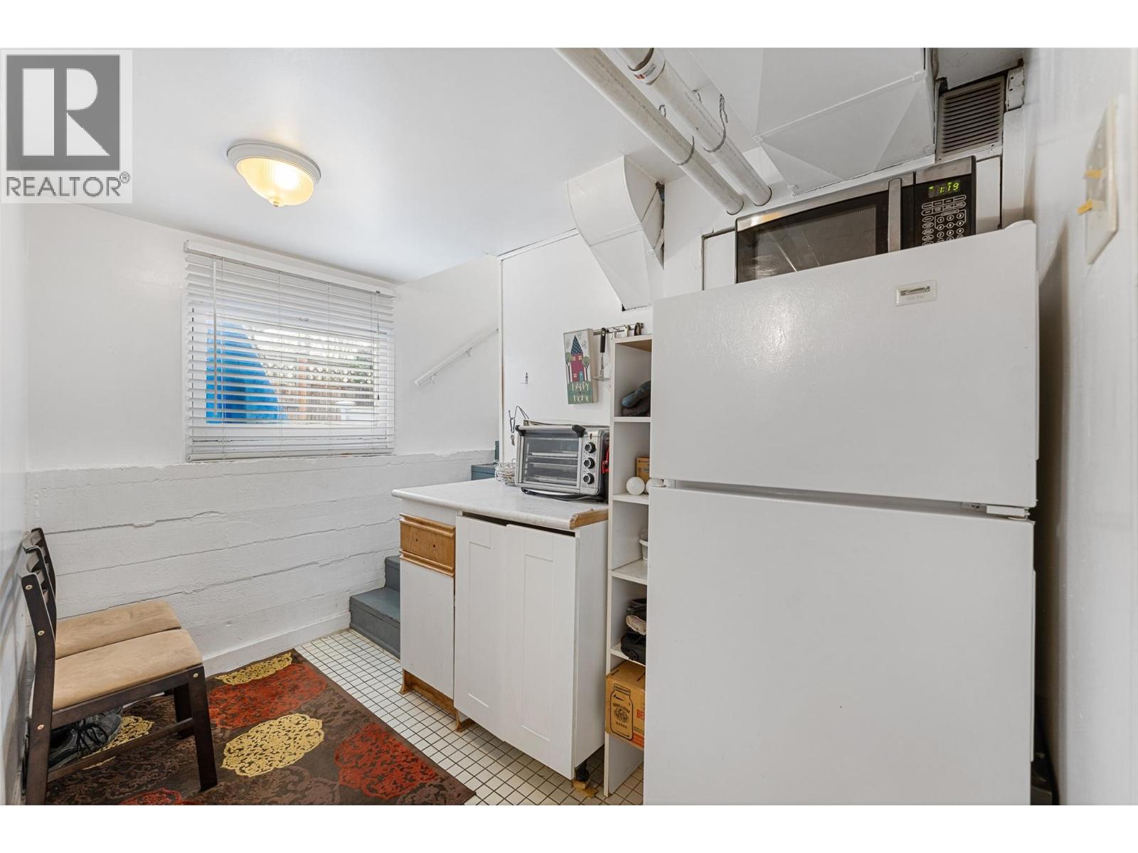  471 Cadder Avenue, Kelowna