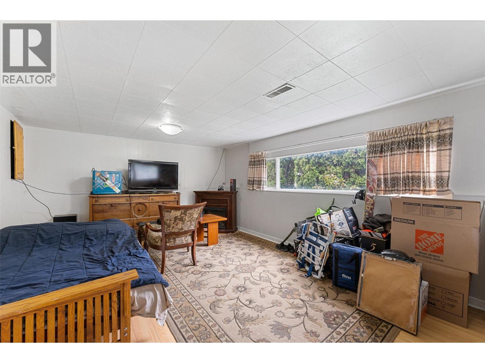  471 Cadder Avenue, Kelowna