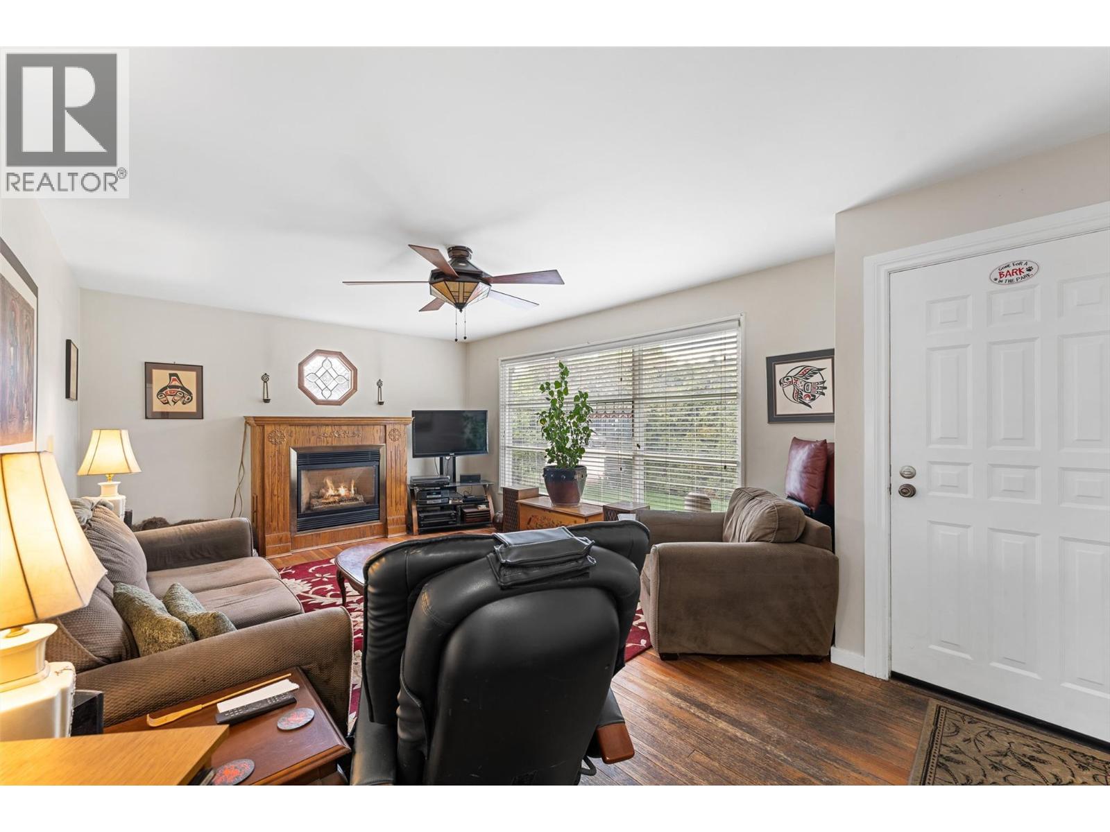  471 Cadder Avenue, Kelowna