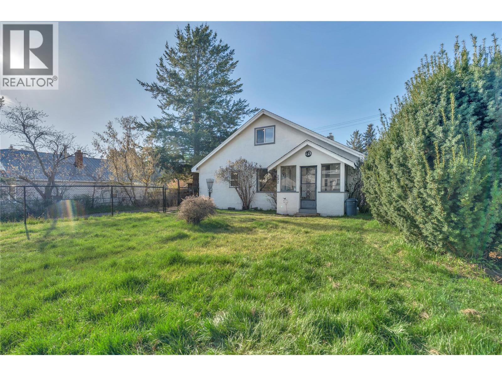  292 ANGELA Avenue, Princeton