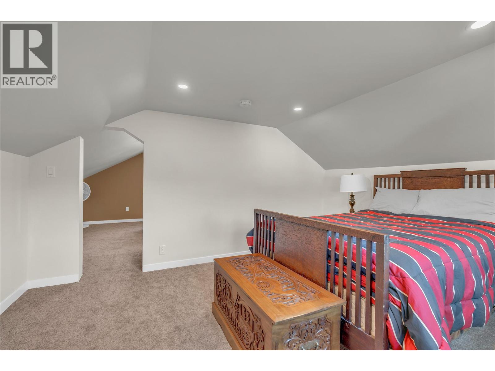  292 ANGELA Avenue, Princeton