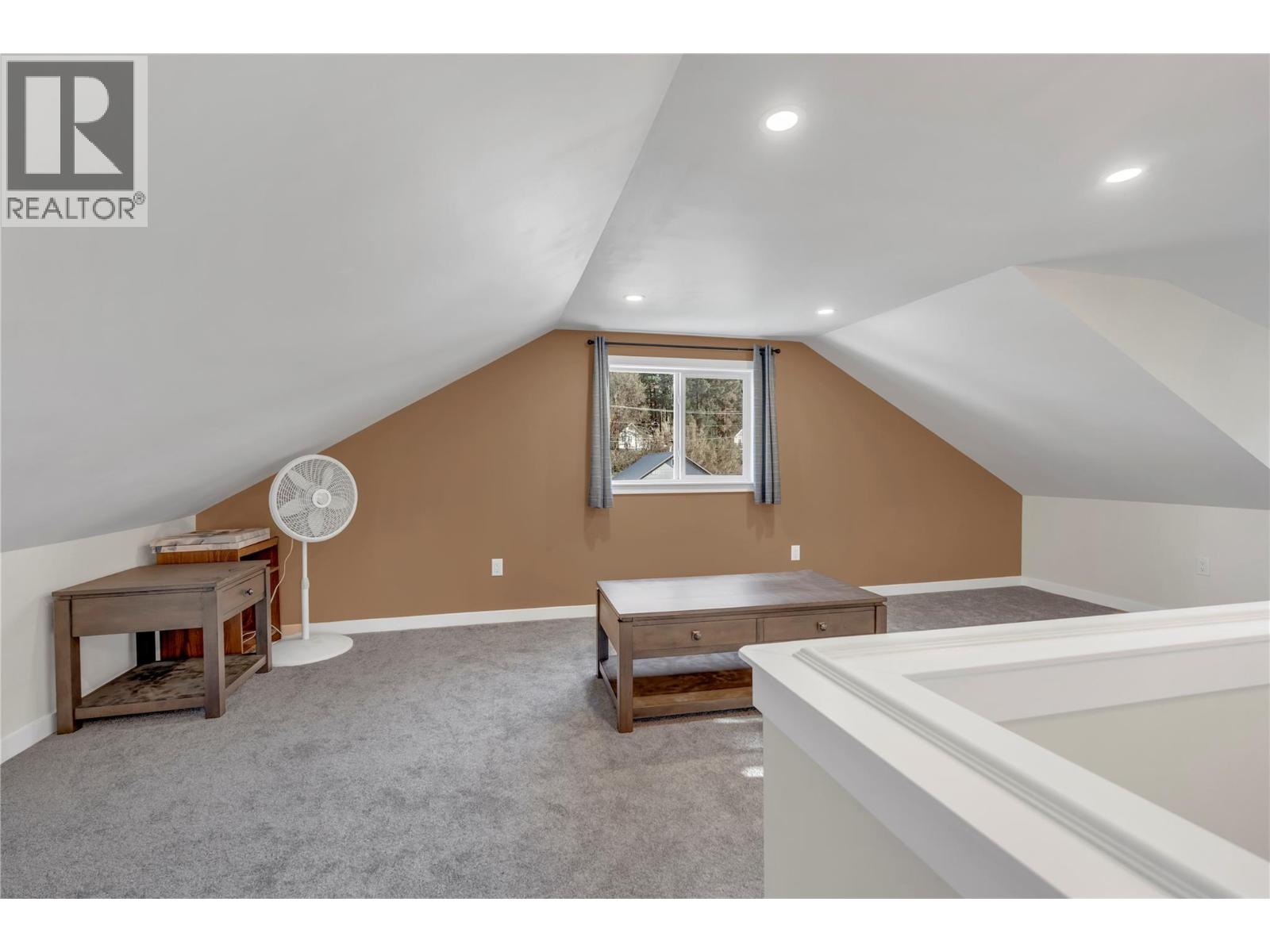  292 ANGELA Avenue, Princeton