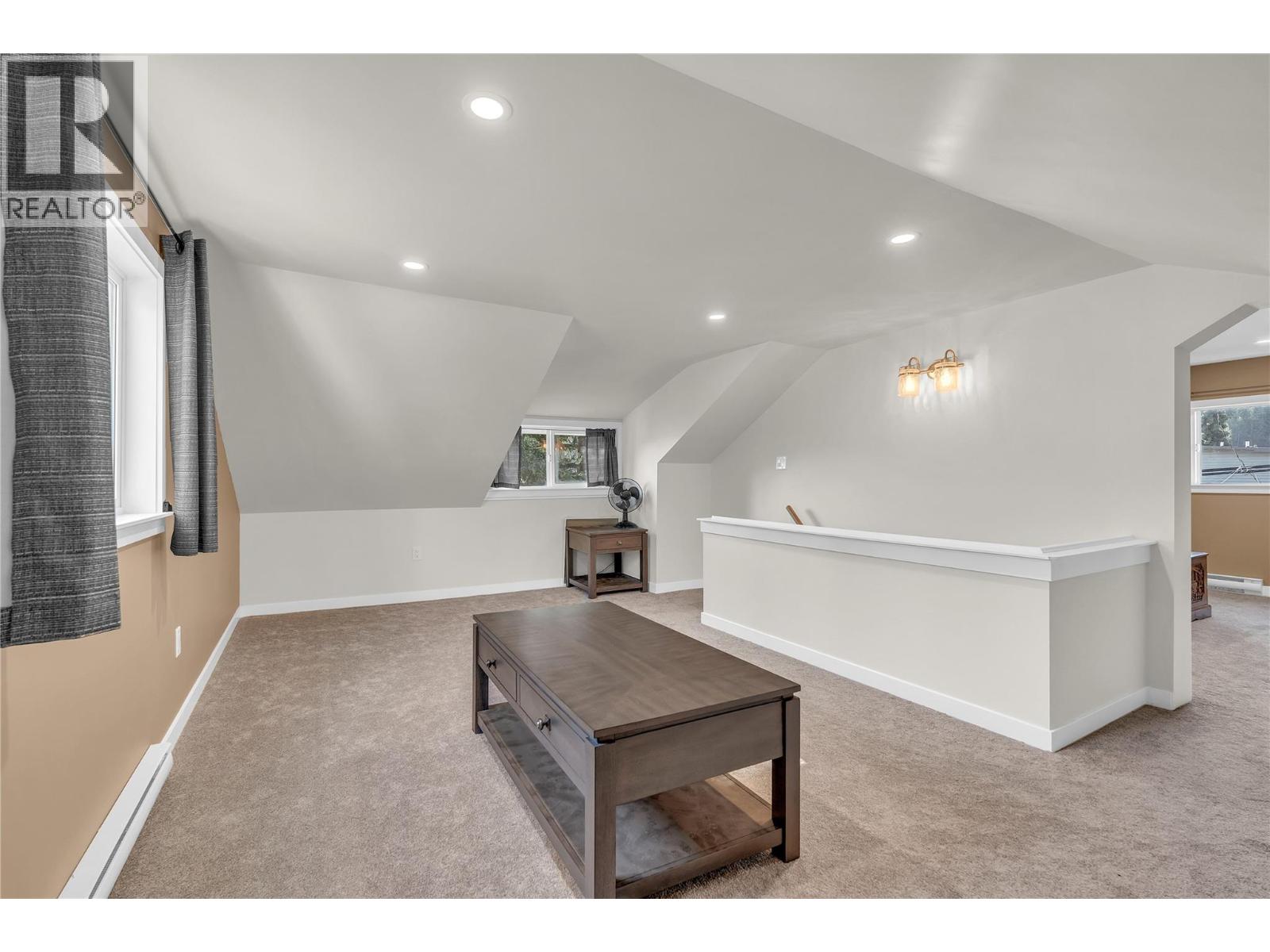  292 ANGELA Avenue, Princeton