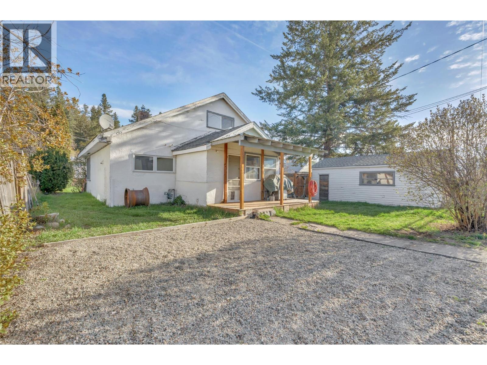  292 ANGELA Avenue, Princeton