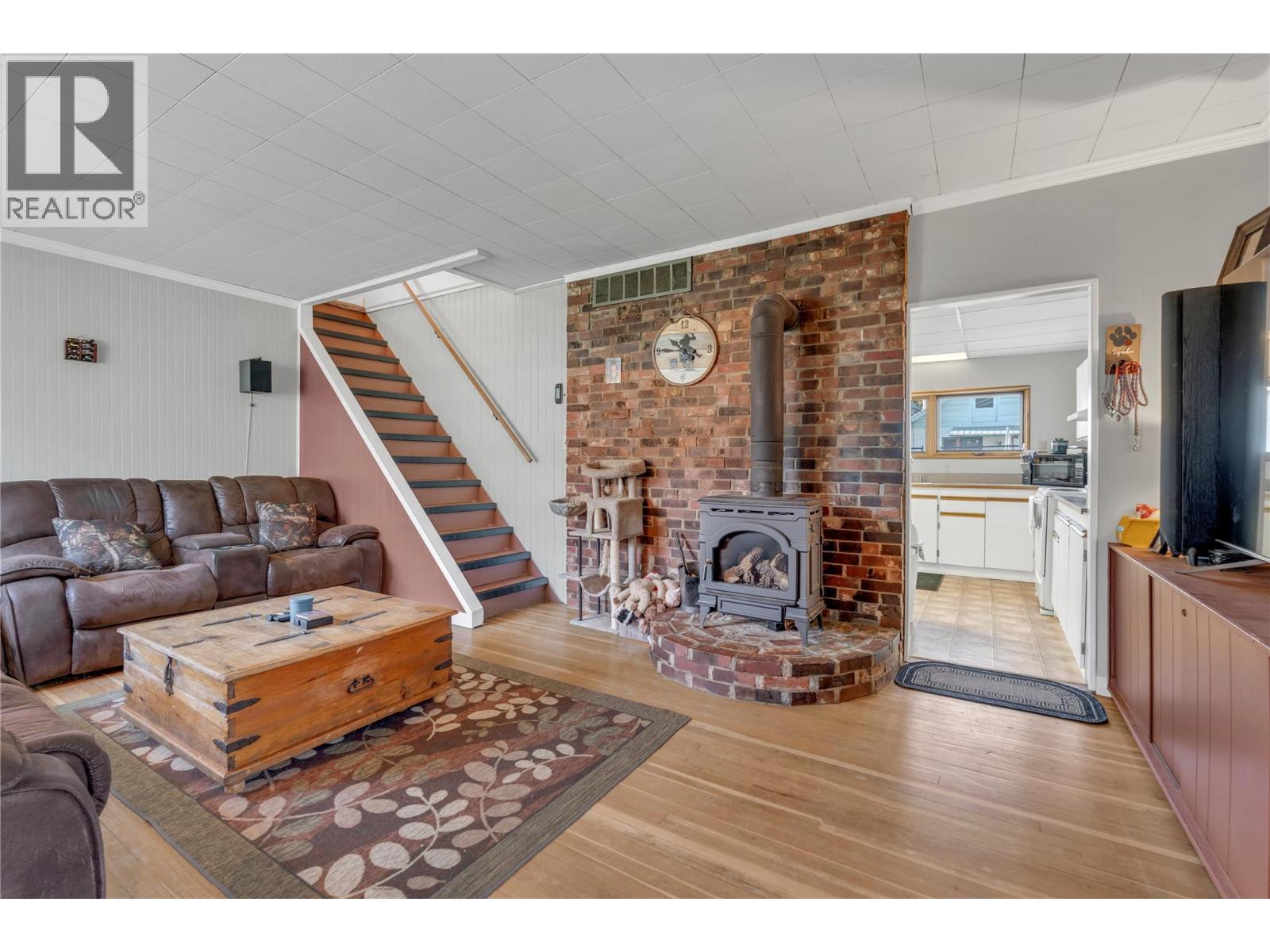  292 ANGELA Avenue, Princeton