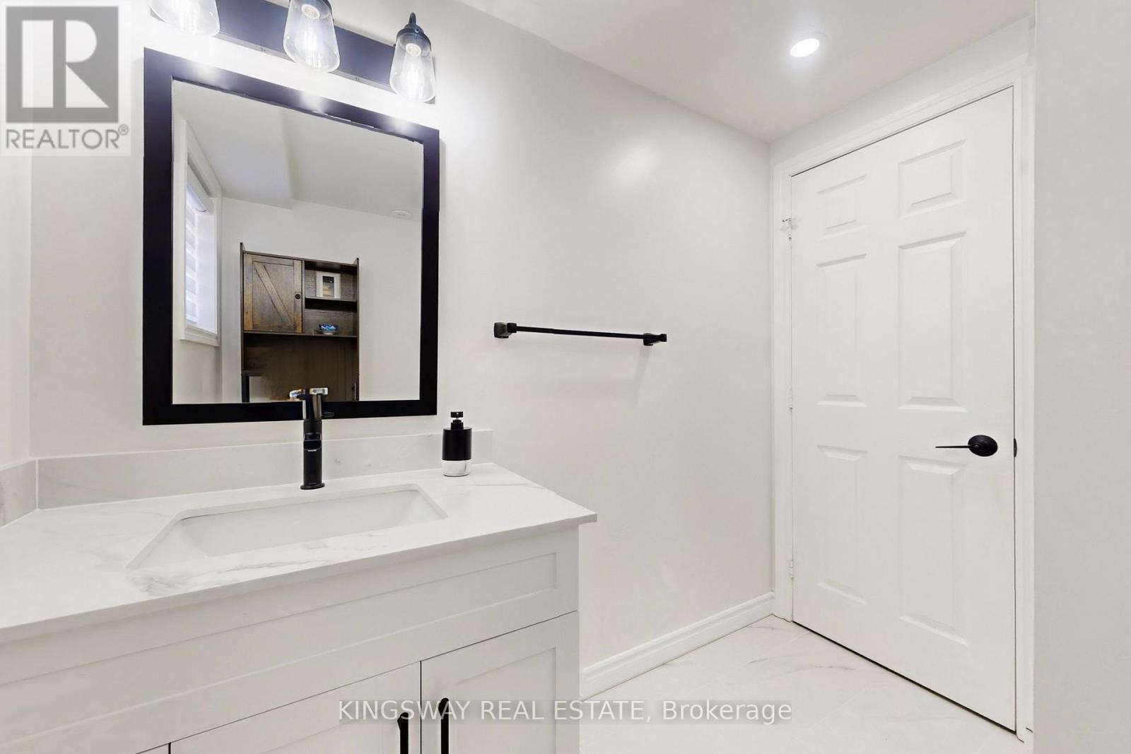 Main Floor Bathroom