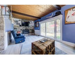 Living room - 1031 Bruce Rd 4, Brockton, ON N0G2V0 Photo 8