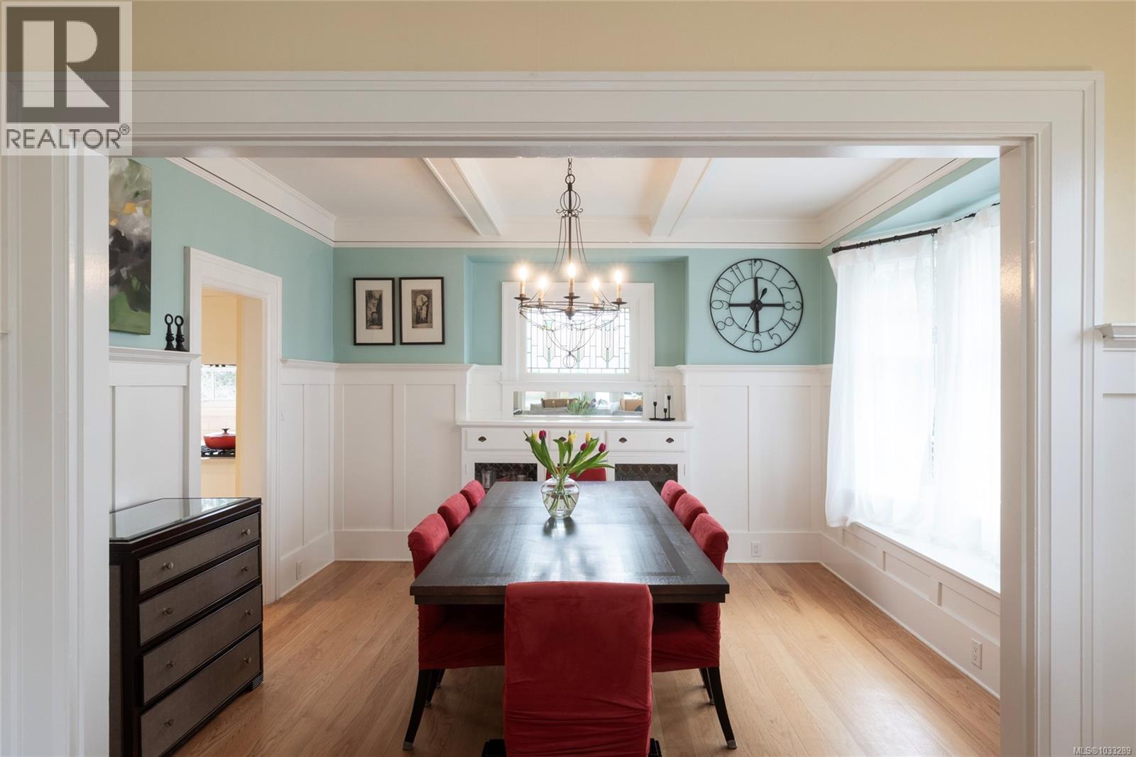  2663 Orchard Avenue, Oak Bay