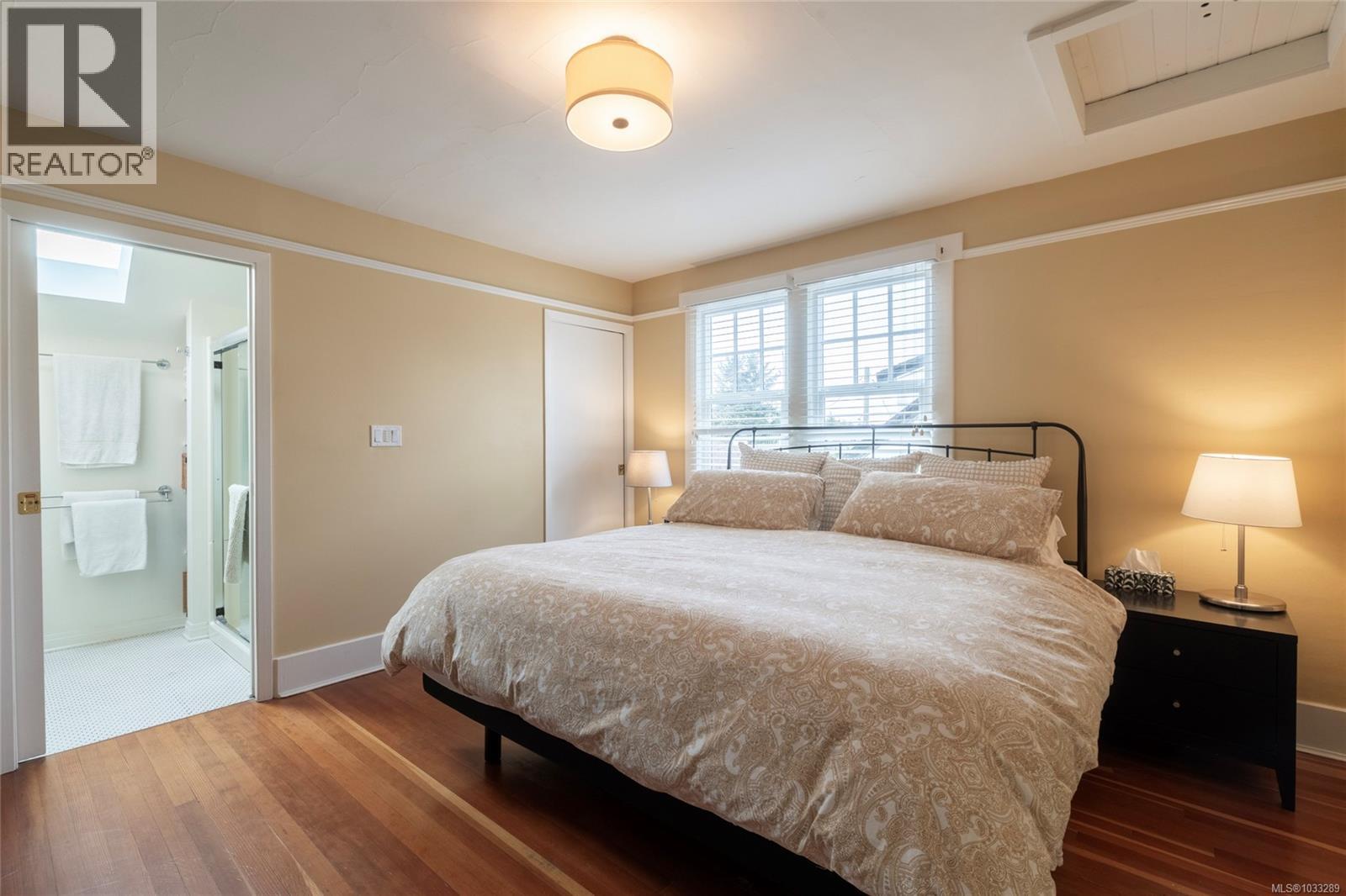  2663 Orchard Avenue, Oak Bay