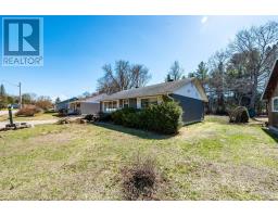 38 Beach Avenue, Deep River, ON K0J1P0 Photo 35
