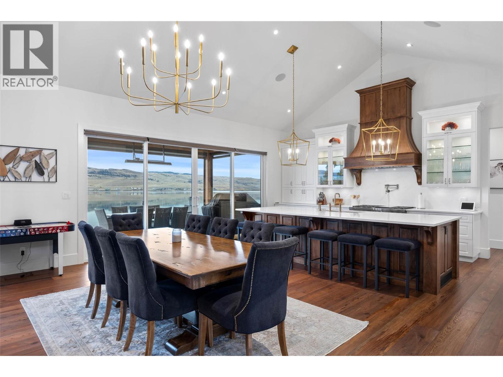 6564 Monck Park Road - 7
