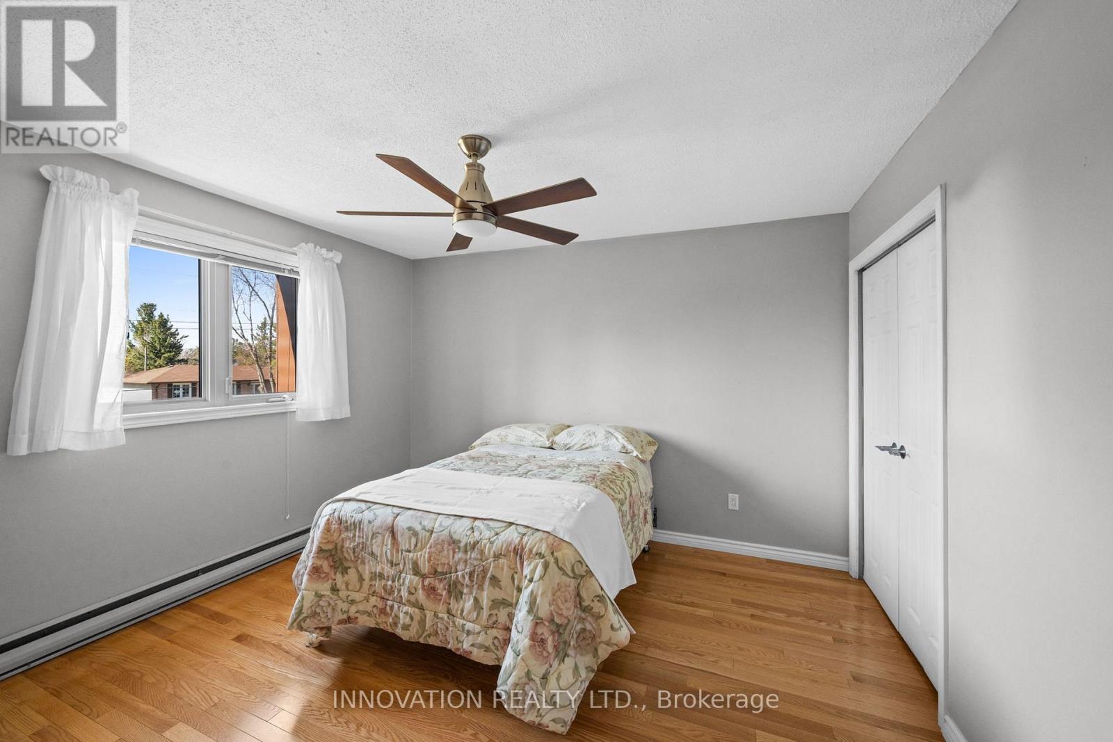 114 POOLE STREET — photo 30