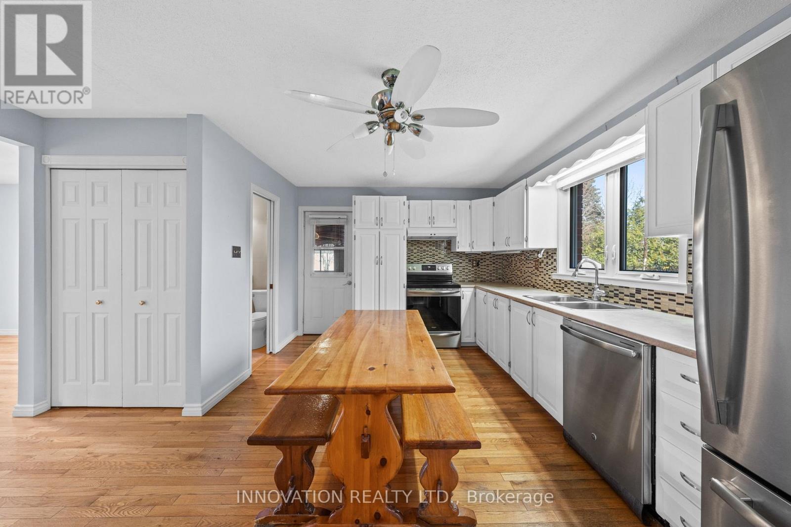 114 POOLE STREET — photo 9