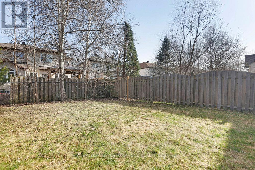 203 BRADWELL WAY — photo 33