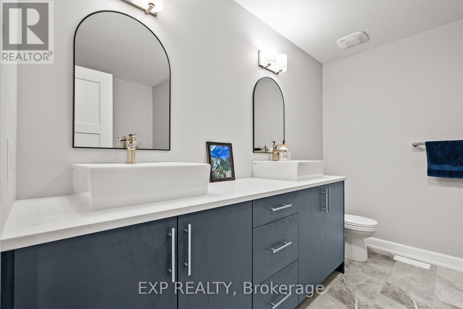 419 CLUBTAIL PRIVATE - 28