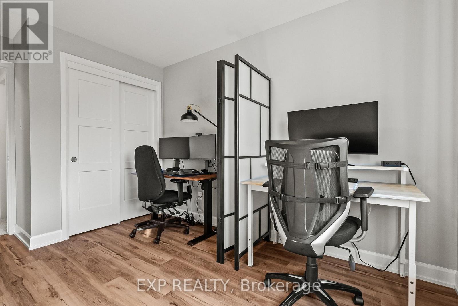 419 CLUBTAIL PRIVATE - 34