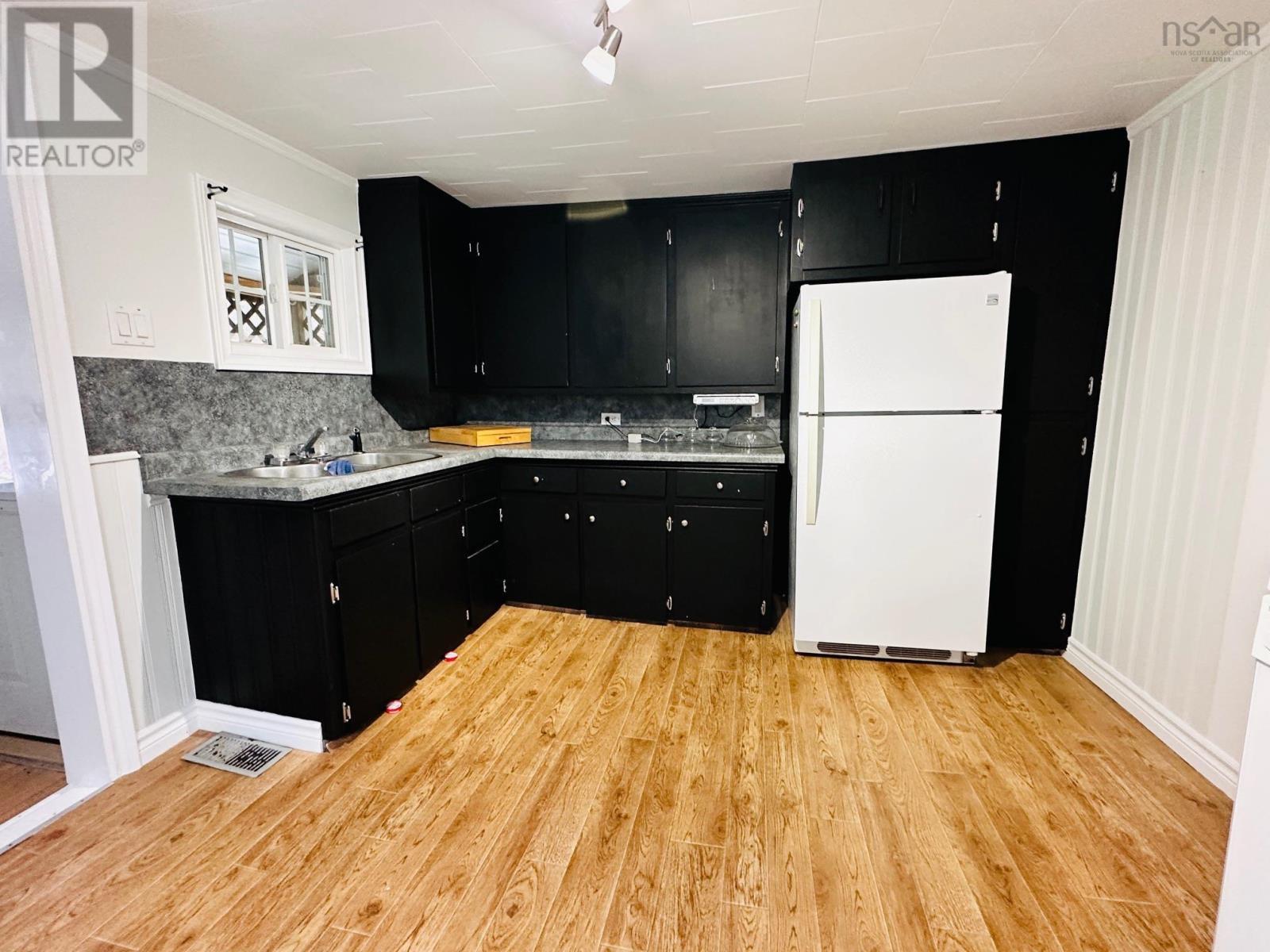 Property 3 of 19 of 65 Town Lake Road