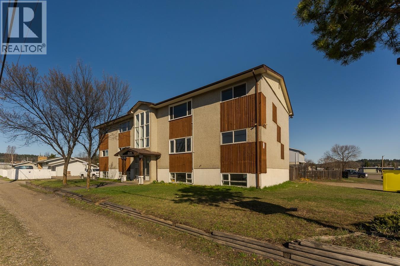 3806 5TH AVENUE - Image 3