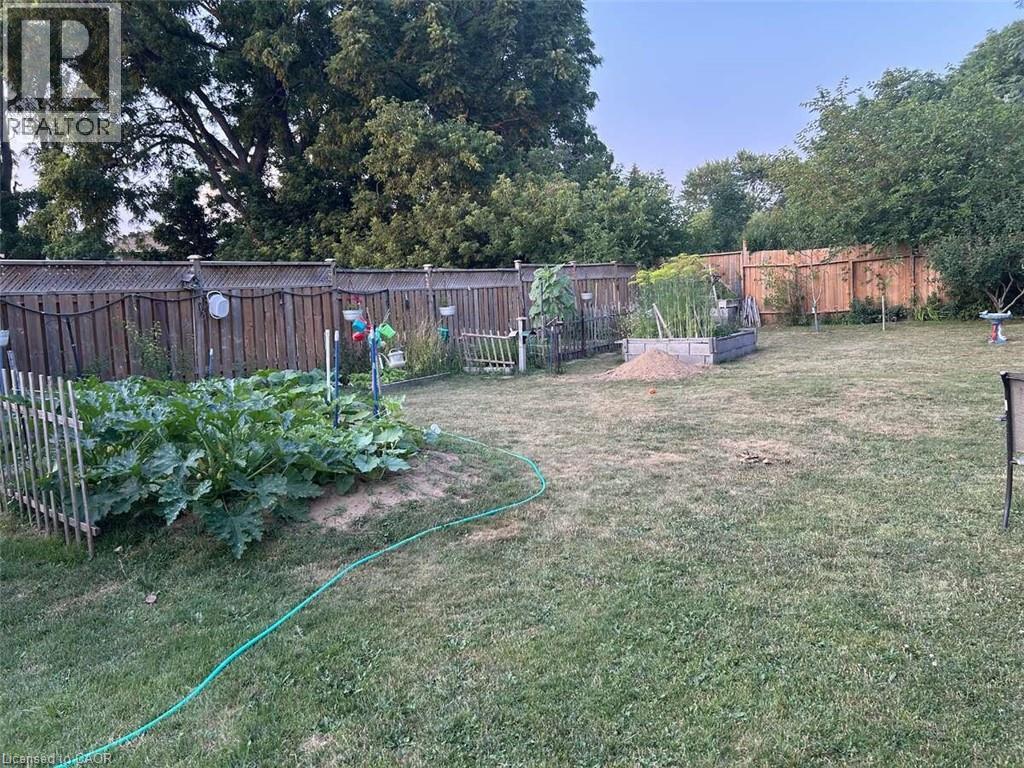 11 JAMES Avenue, Brantford, Ontario, N3S6Y2 — Photo 11