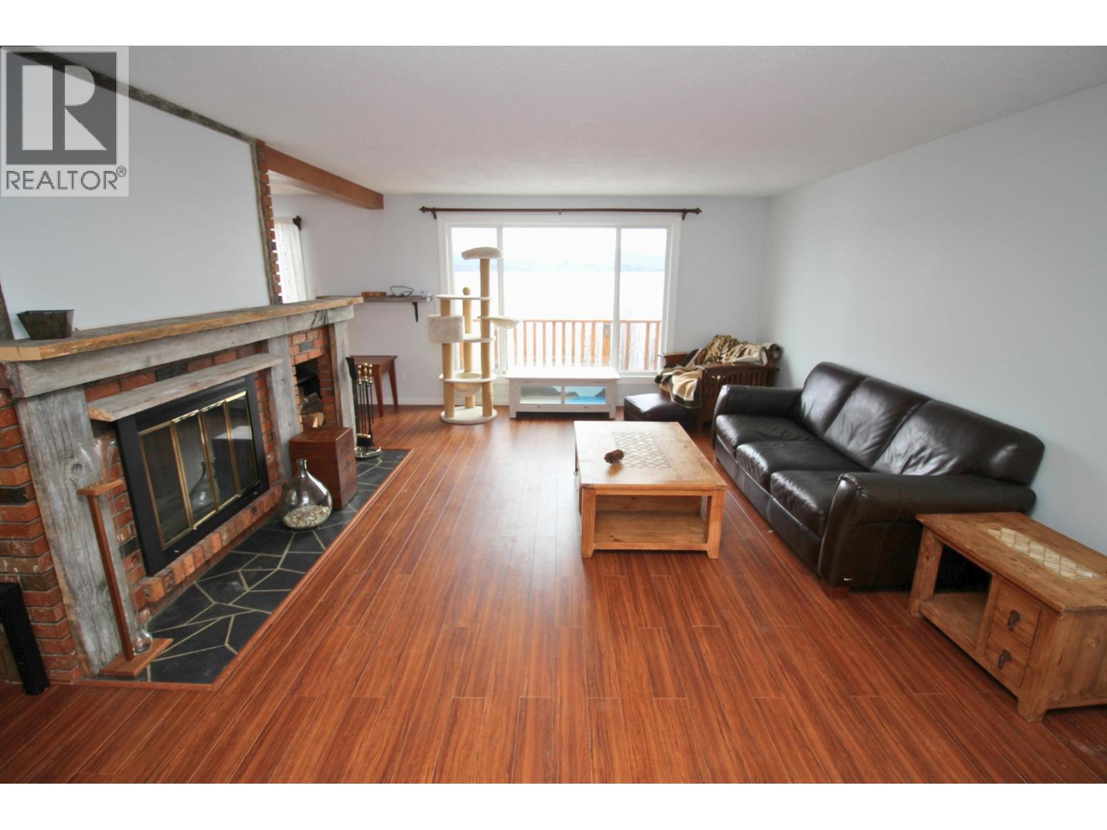 54384 118 Highway, Granisle