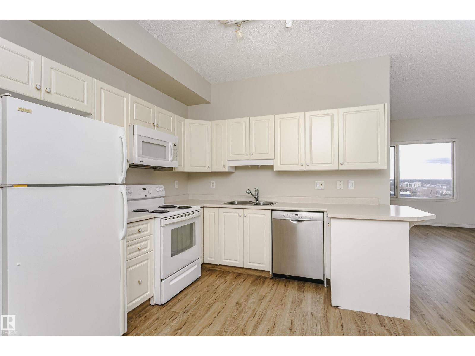 #1701 10649 SASKATCHEWAN DR NW - 11