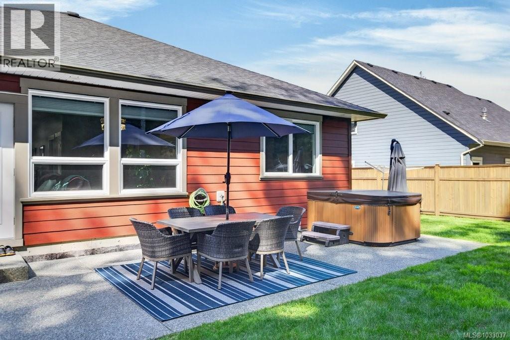 3028 Swanson St - Image 3