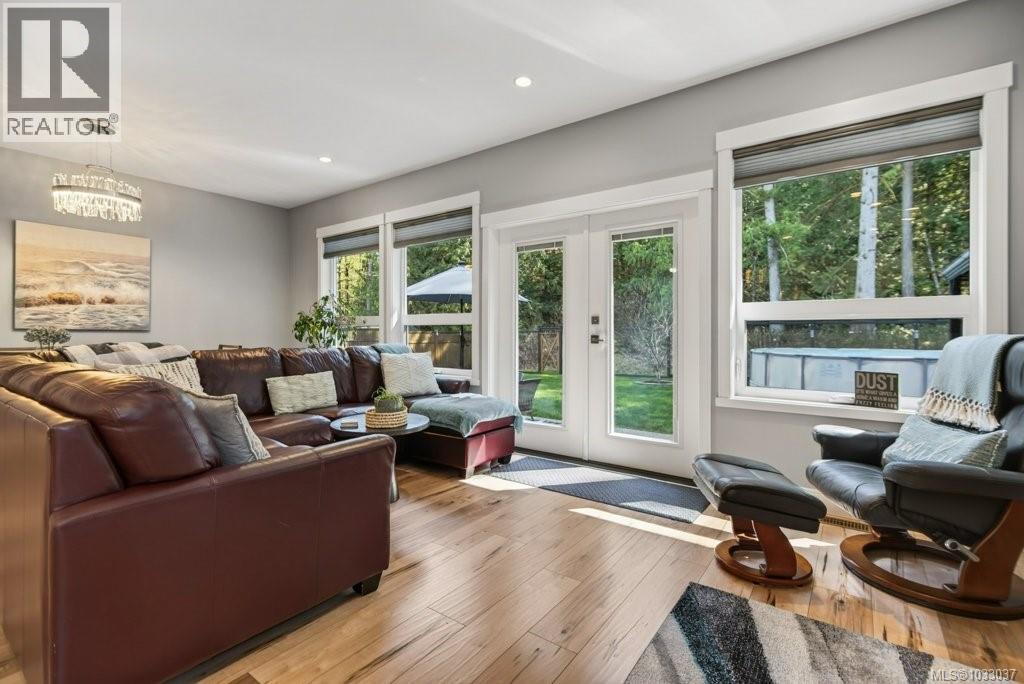 3028 Swanson St - 14