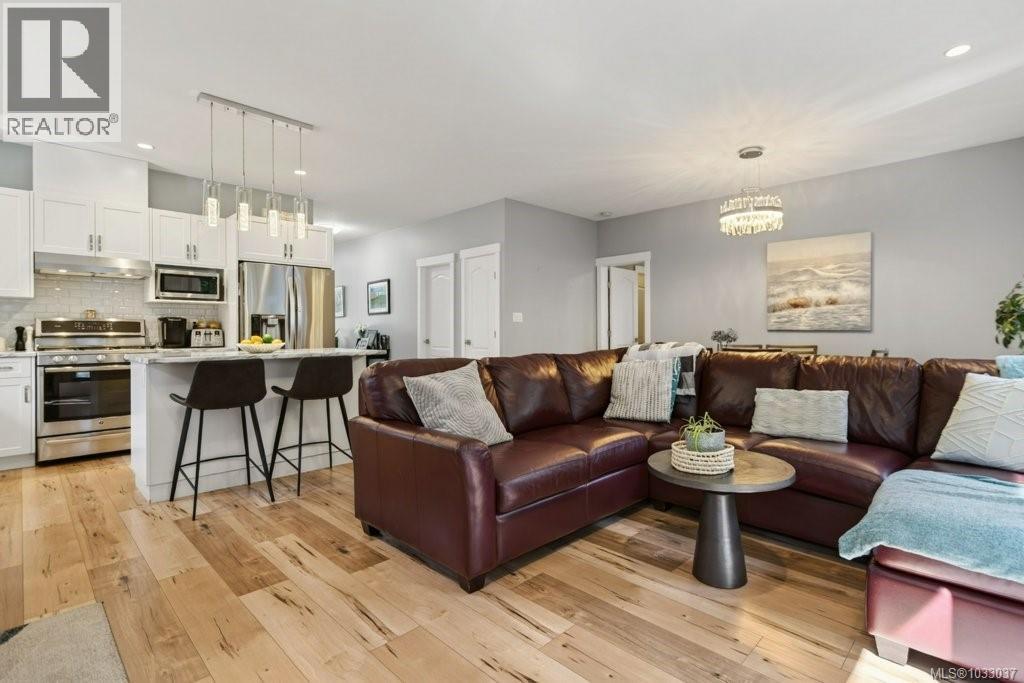 3028 Swanson St - 15