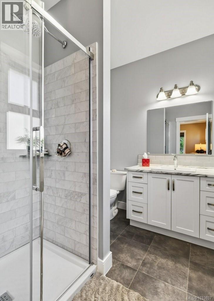 3028 Swanson St - 22