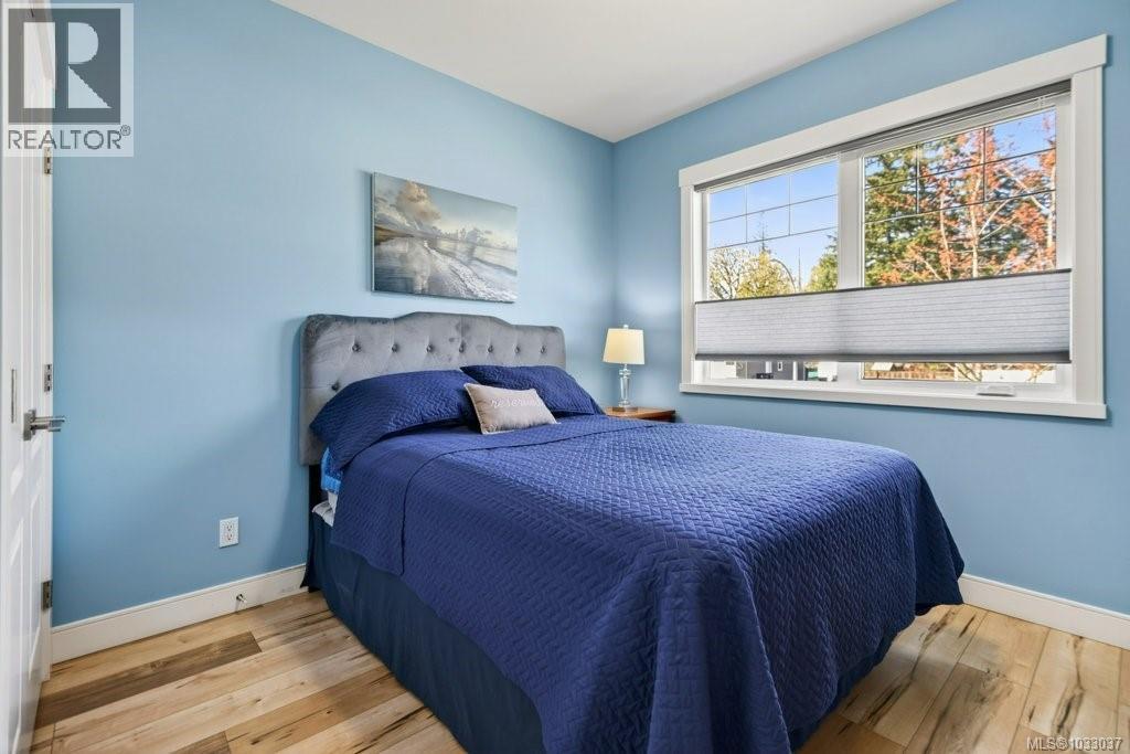 3028 Swanson St - 24