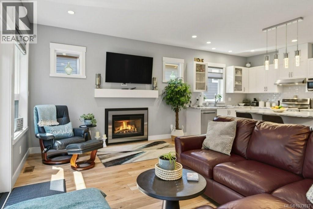 3028 Swanson St - 13