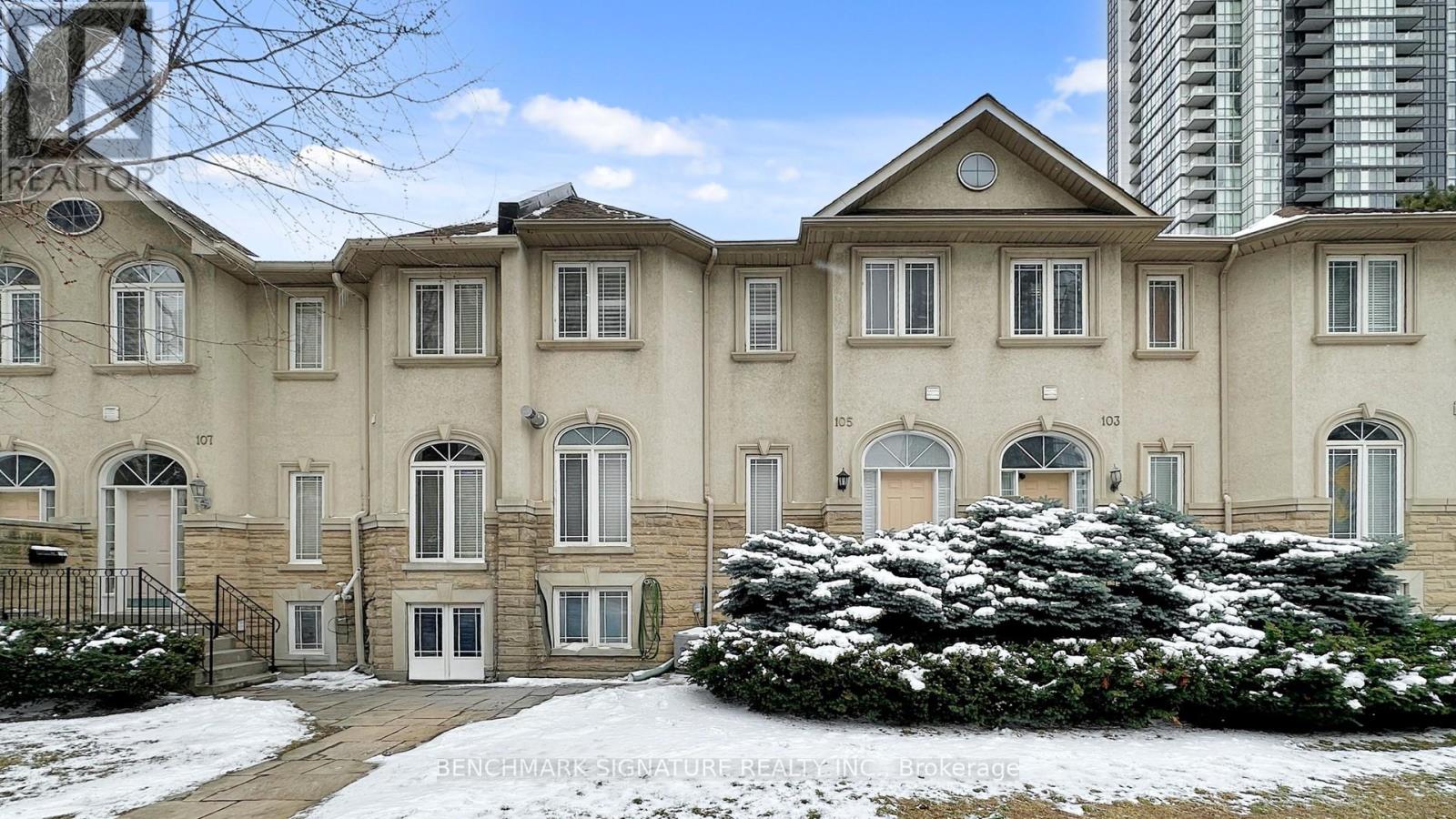 Listing photo of 105 DORIS AVENUE