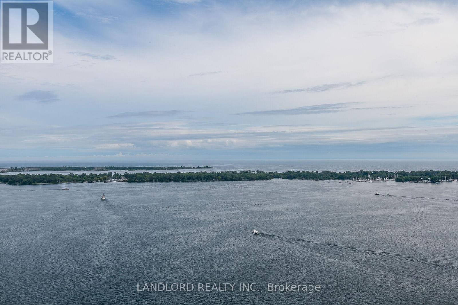 #2208 33 HARBOUR SQUARE - 41