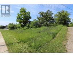 16 Hillside Dr, Sault Ste  Marie, ON P6C3W3 Photo 11