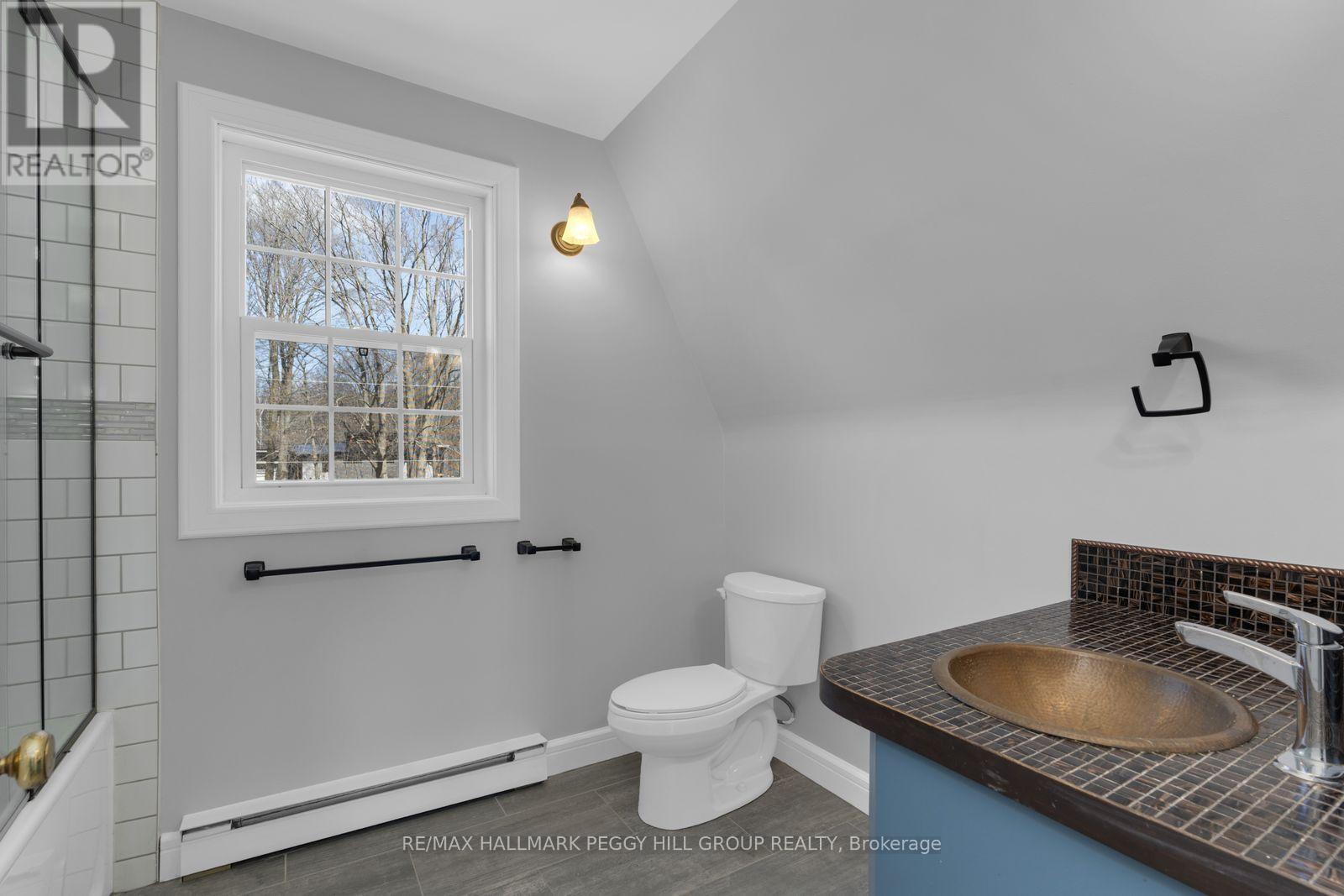 79 CONCESSION 2 W — photo 17