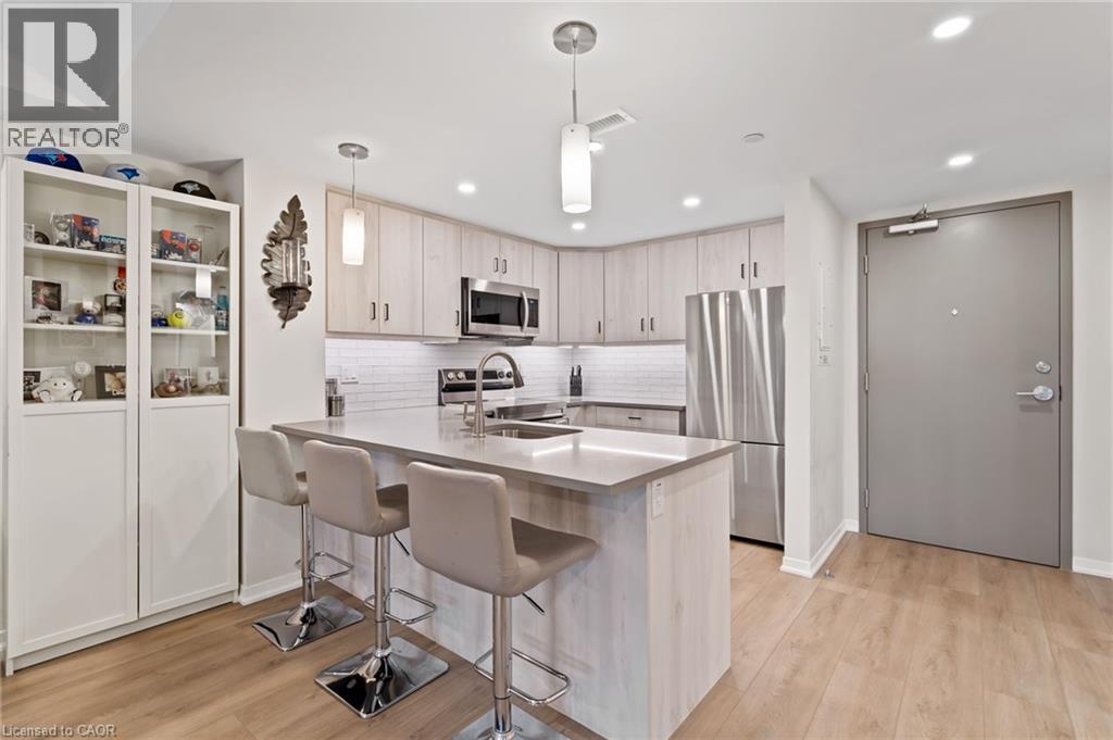 #105 3998 VICTORIA Avenue - 8