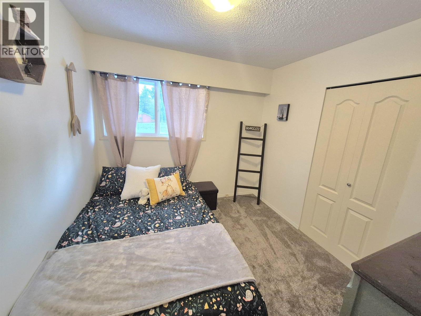 4765 CHILCOTIN CRESCENT - 16