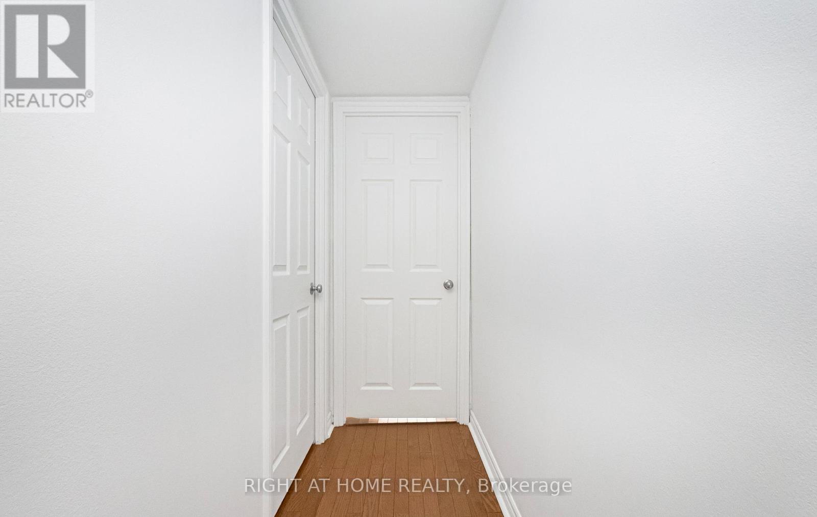 #1507 1360 RATHBURN ROAD E - 24