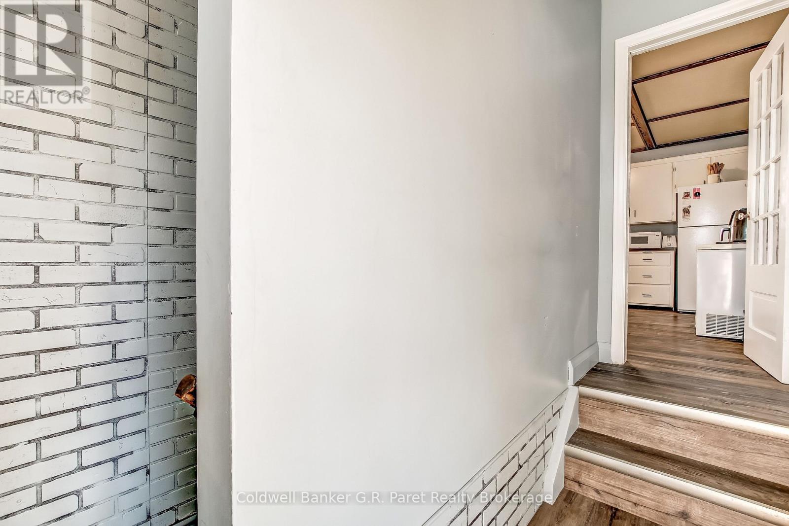 2 JOSEPH STREET, Tillsonburg, Ontario, N4G1H8 — Photo 3