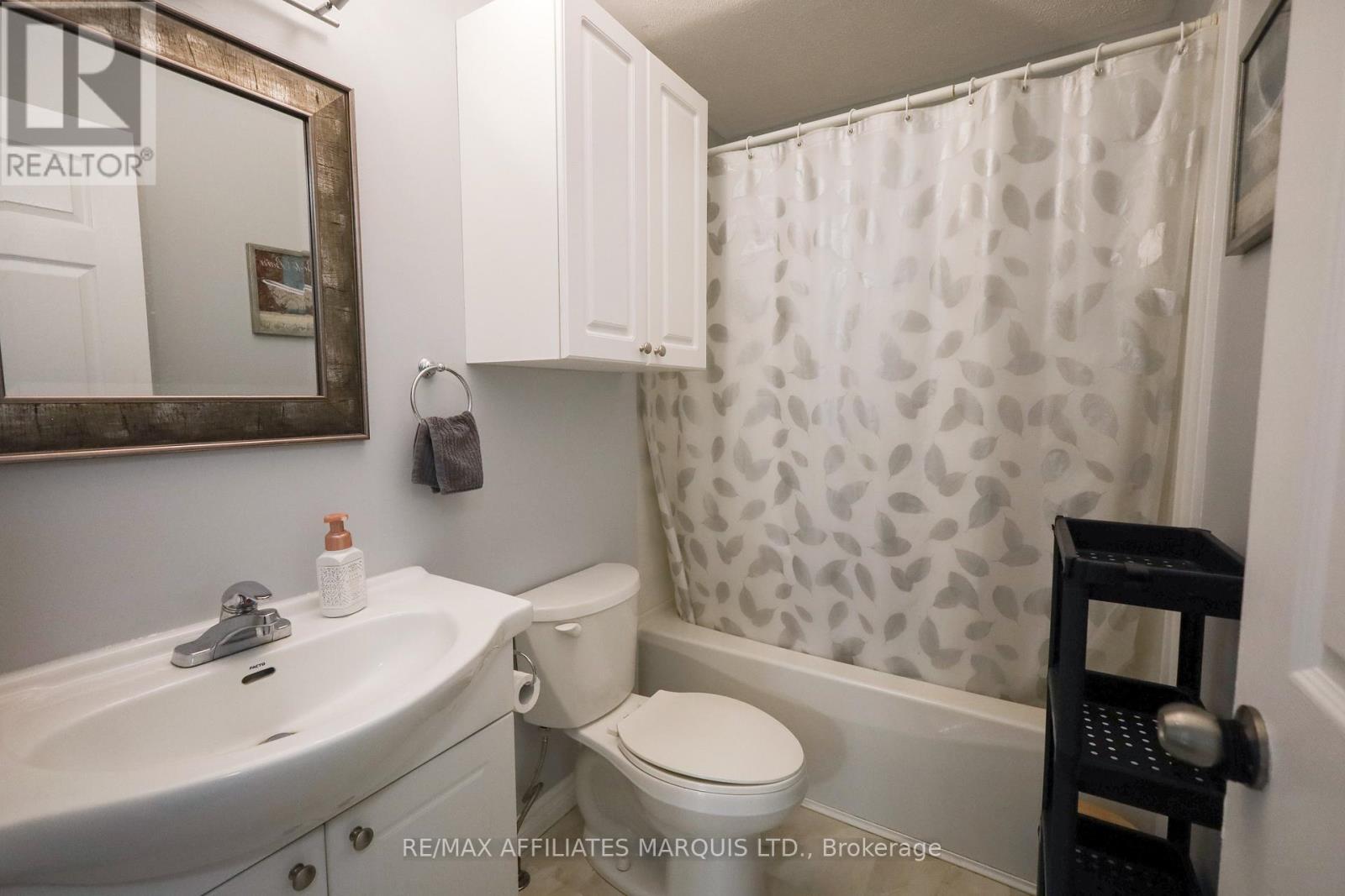 3 FRASER STREET - 20
