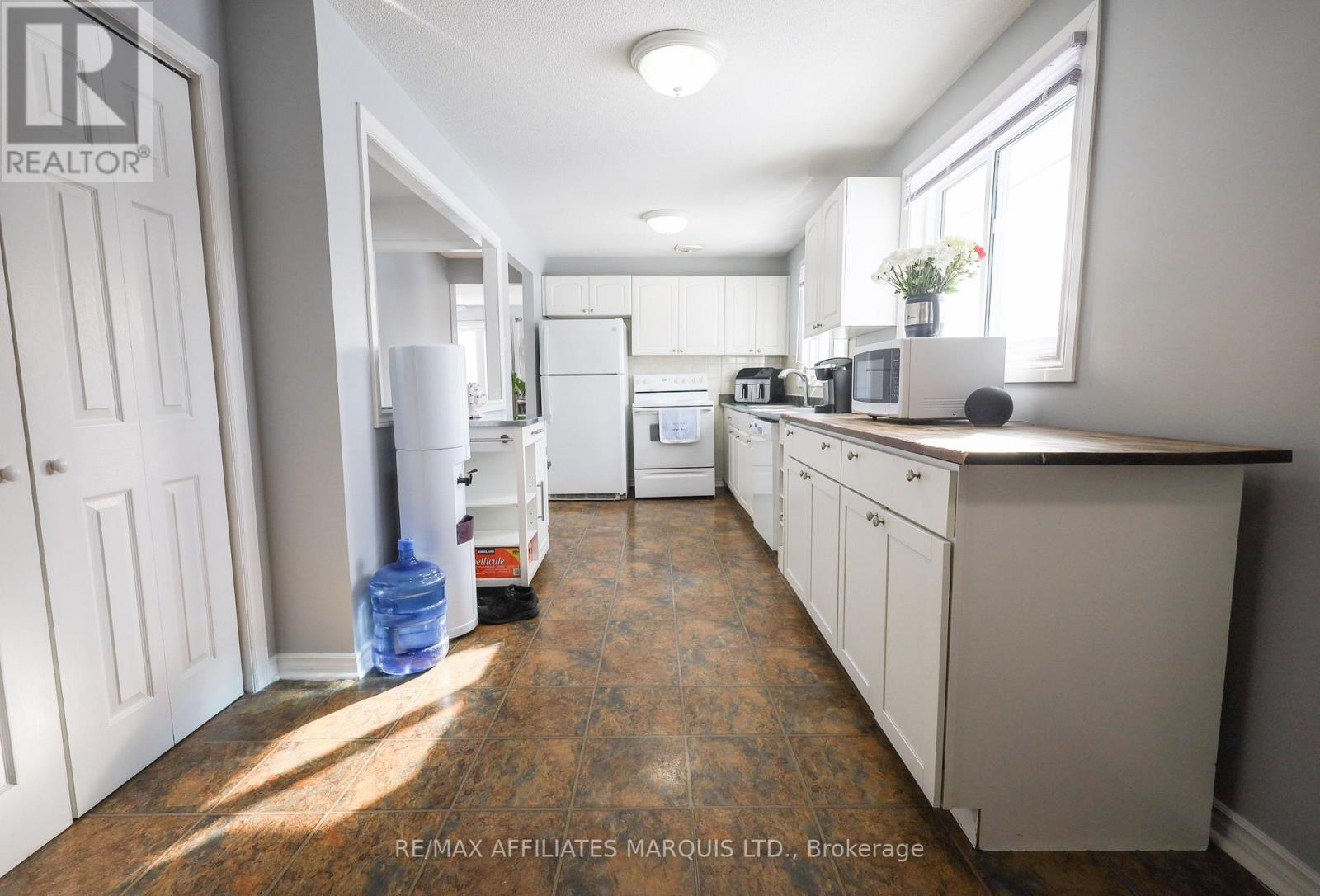 3 FRASER STREET - 12