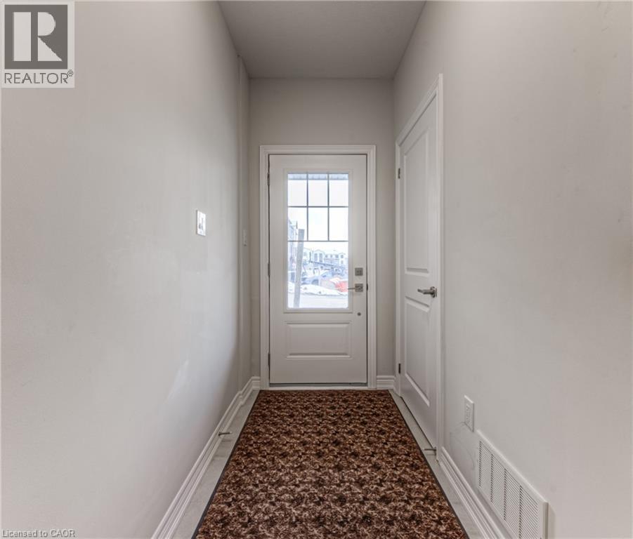 10 BIRMINGHAM Drive Unit# 90, Cambridge, Ontario, N1R8J8 — Photo 3