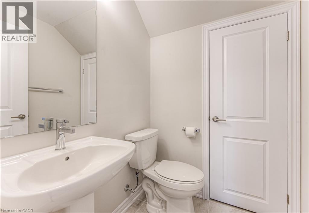 10 BIRMINGHAM Drive Unit# 90, Cambridge, Ontario, N1R8J8 — Photo 5