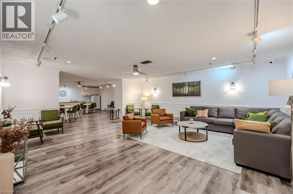 89 WESTWOOD Road Unit# 302, Guelph, Ontario, N1H7J6 — Photo 16