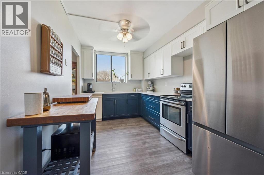 89 WESTWOOD Road Unit# 302, Guelph, Ontario, N1H7J6 — Photo 4