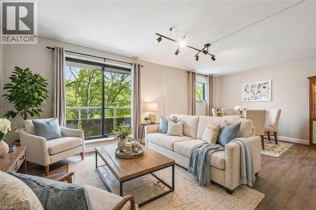 89 WESTWOOD Road Unit# 302, Guelph, Ontario, N1H7J6 — Photo 5