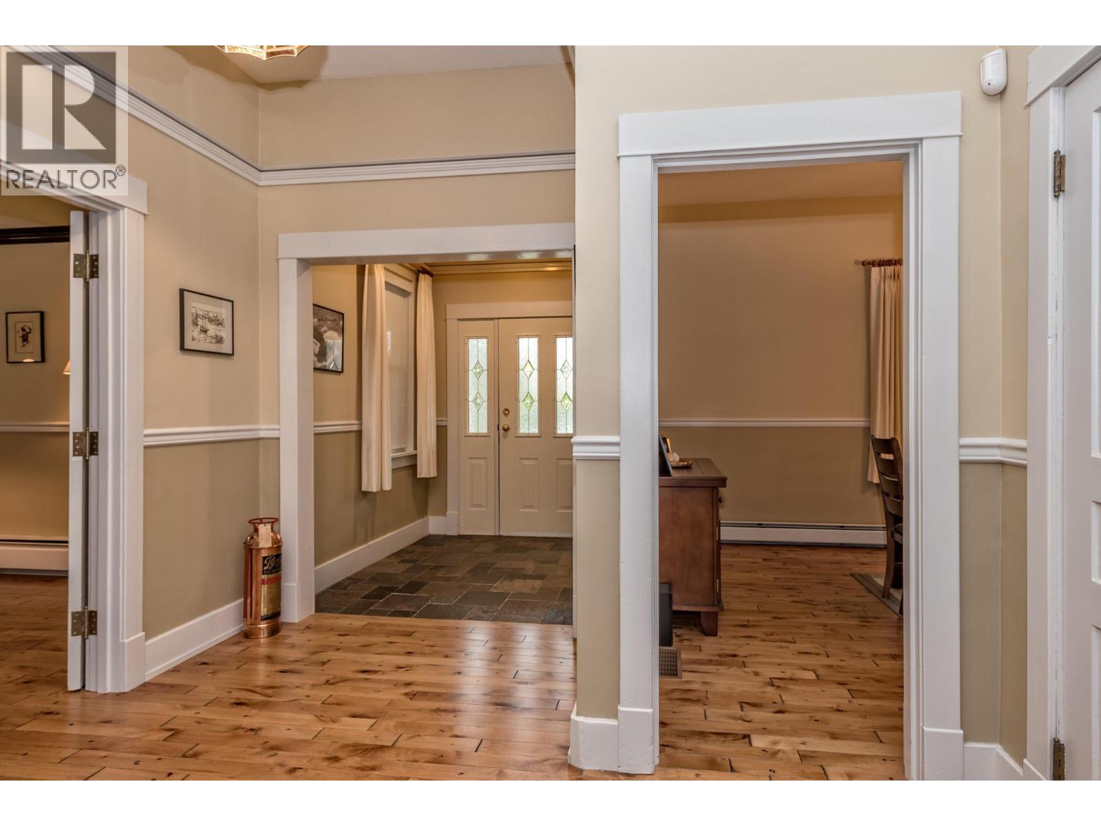 9739 Delcliffe Road, Vernon