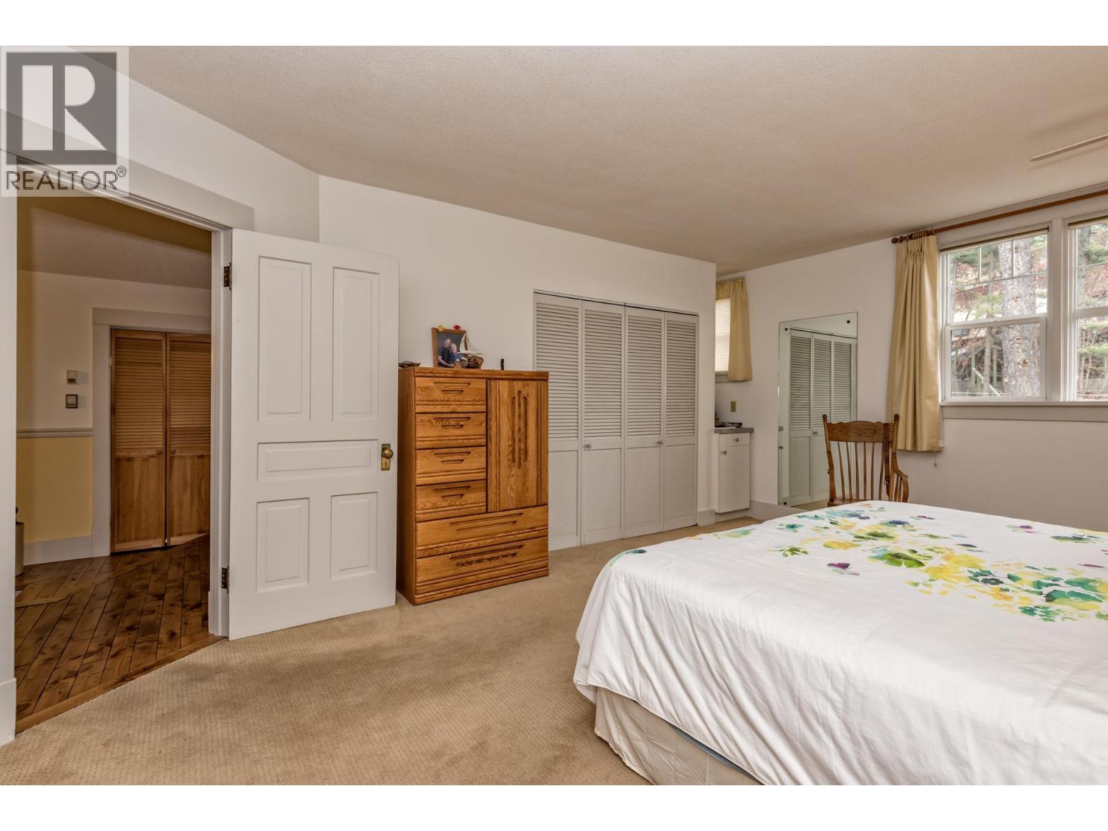 9739 Delcliffe Road - 27